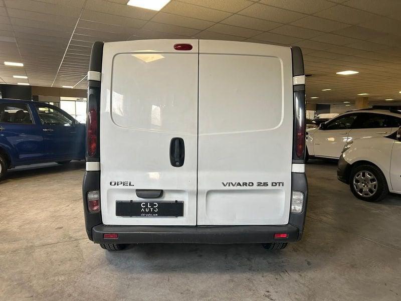 Opel Vivaro VIVARO 29 2.5 CTDI-135 CV PC-TN FURGONE