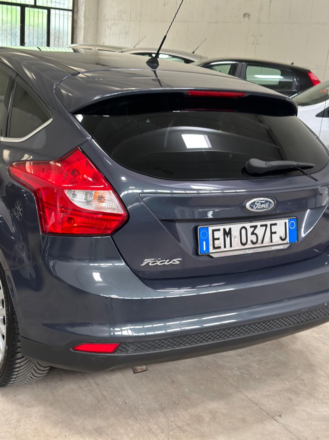 Ford FOCUS 1.6 TDCi 115 CV TITANIUM EU5B NAVI FULLOPT KMCERT