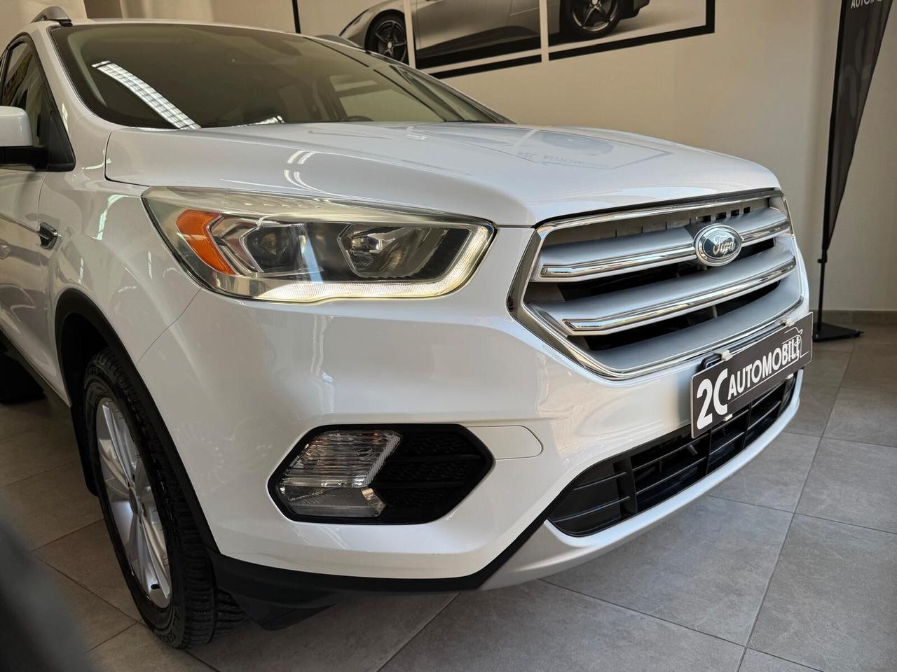 Ford Kuga "Titanium" /1.5 TDCI 120cv / Diesel