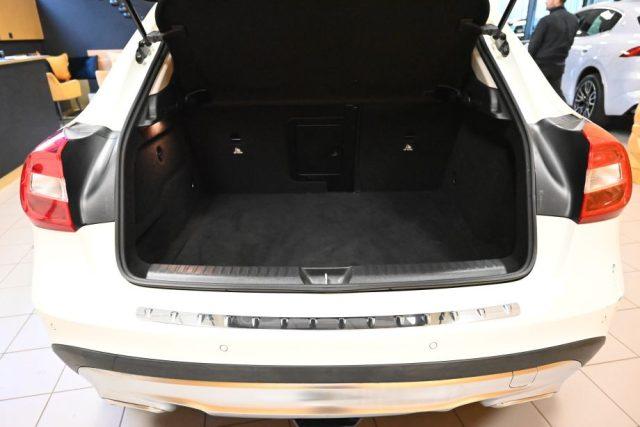 MERCEDES-BENZ GLA 200 CDI AUTO F1 SPORT 136CV NAVI CAM XENO PDC 18"FULL!