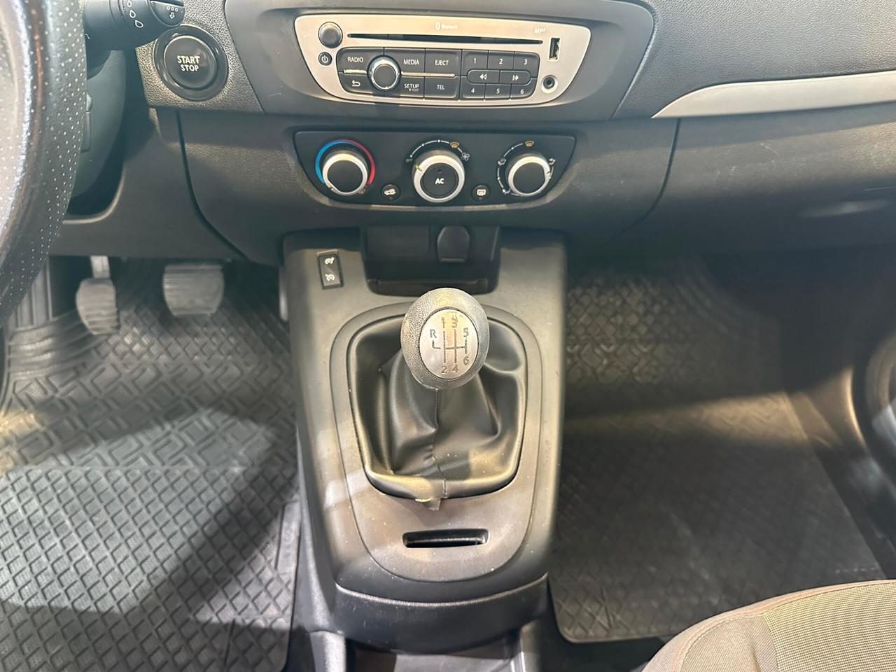 Renault Scenic Scénic 1.5 dCi 110CV EDC