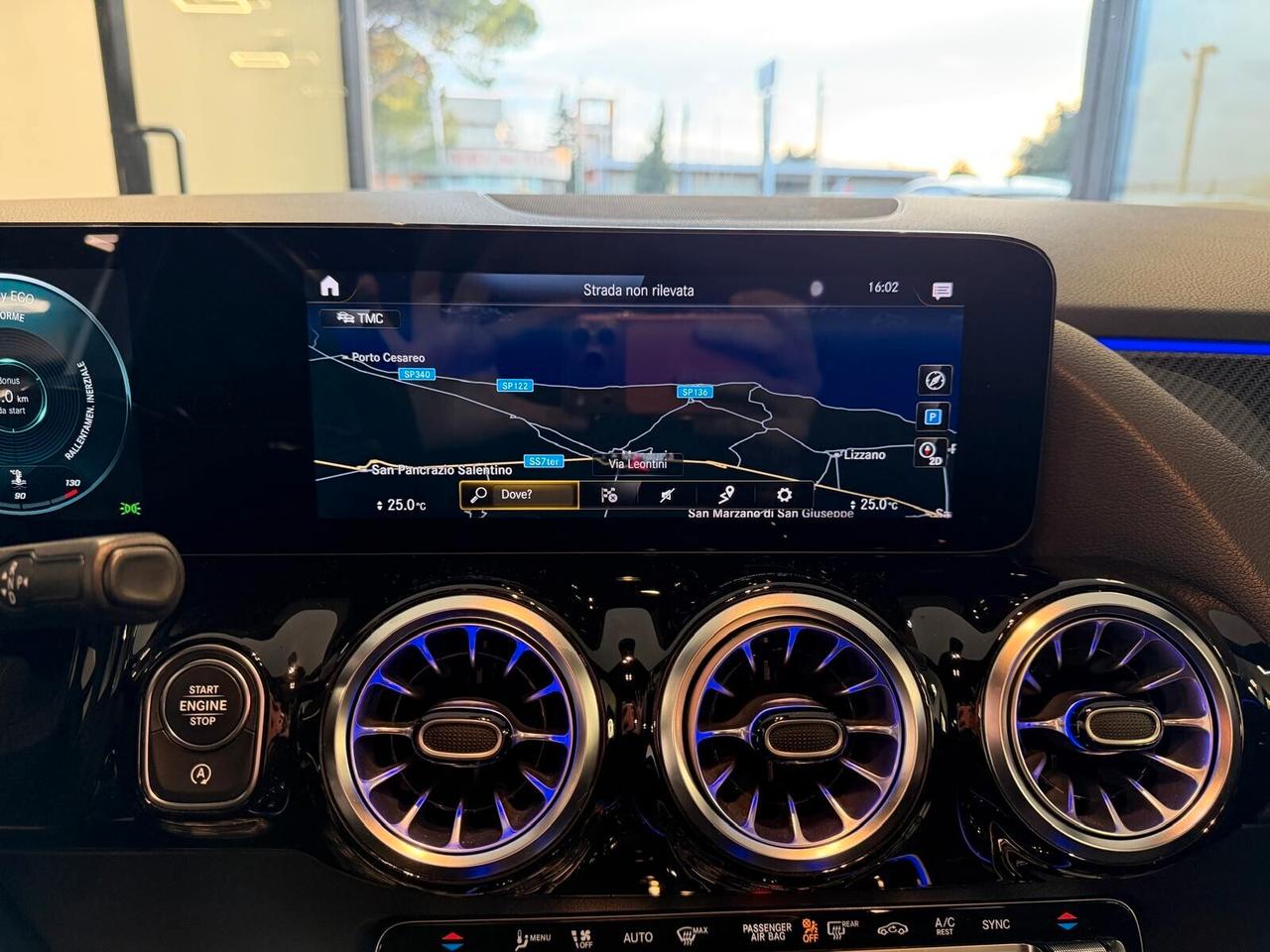 MERCEDES-BENZ GLA 200D PREMIUM 2.0 150CV PELLE NAVI CAM ANNO 2022