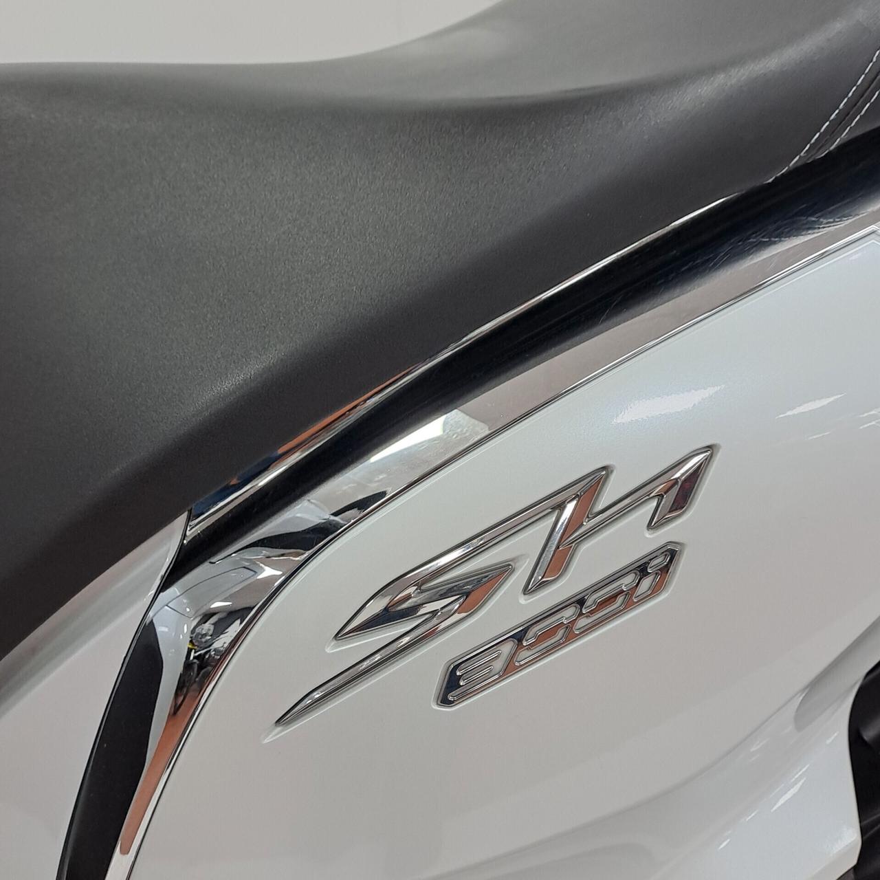 Honda SH 300 TUA ANCHE SENZA REDDITO