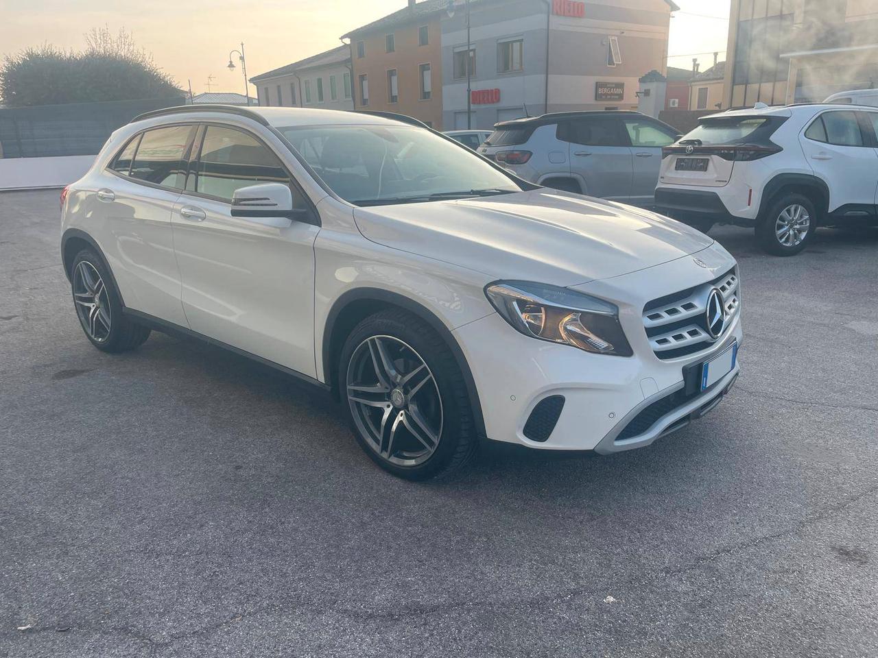 MERCEDES GLA 200 D AUTOMATIC EXECUTIVE