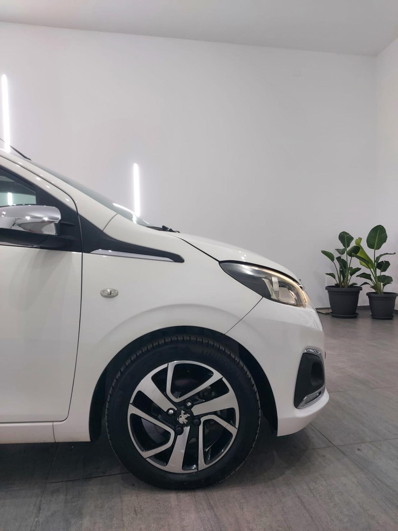 Peugeot 108 5P ALLURE TOP CABRIO