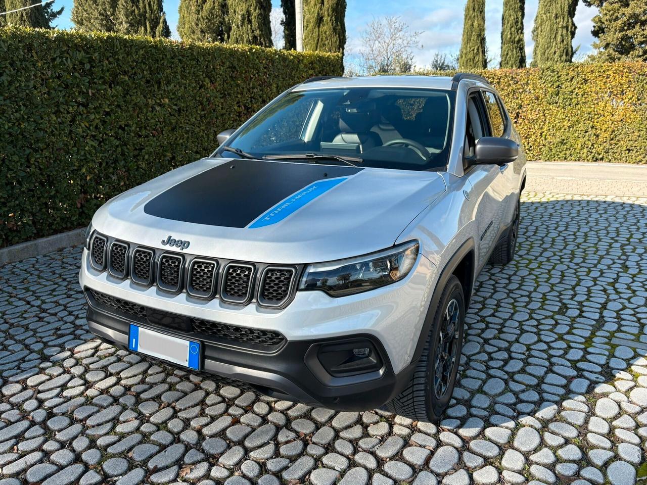 J Compass 1.3Hyb 4xe L Lock Trailh. 240 P-In 2021