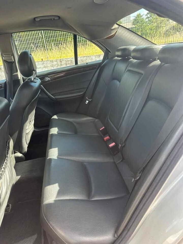 Mercedes-benz C 220 200 CDI 2004