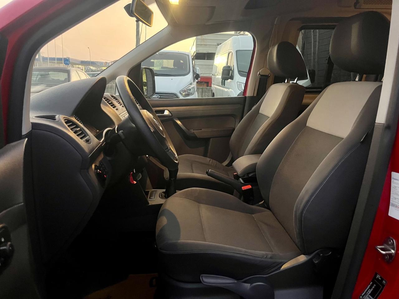 Volkswagen Caddy Maxi 1.6 TDI 7 POSTI