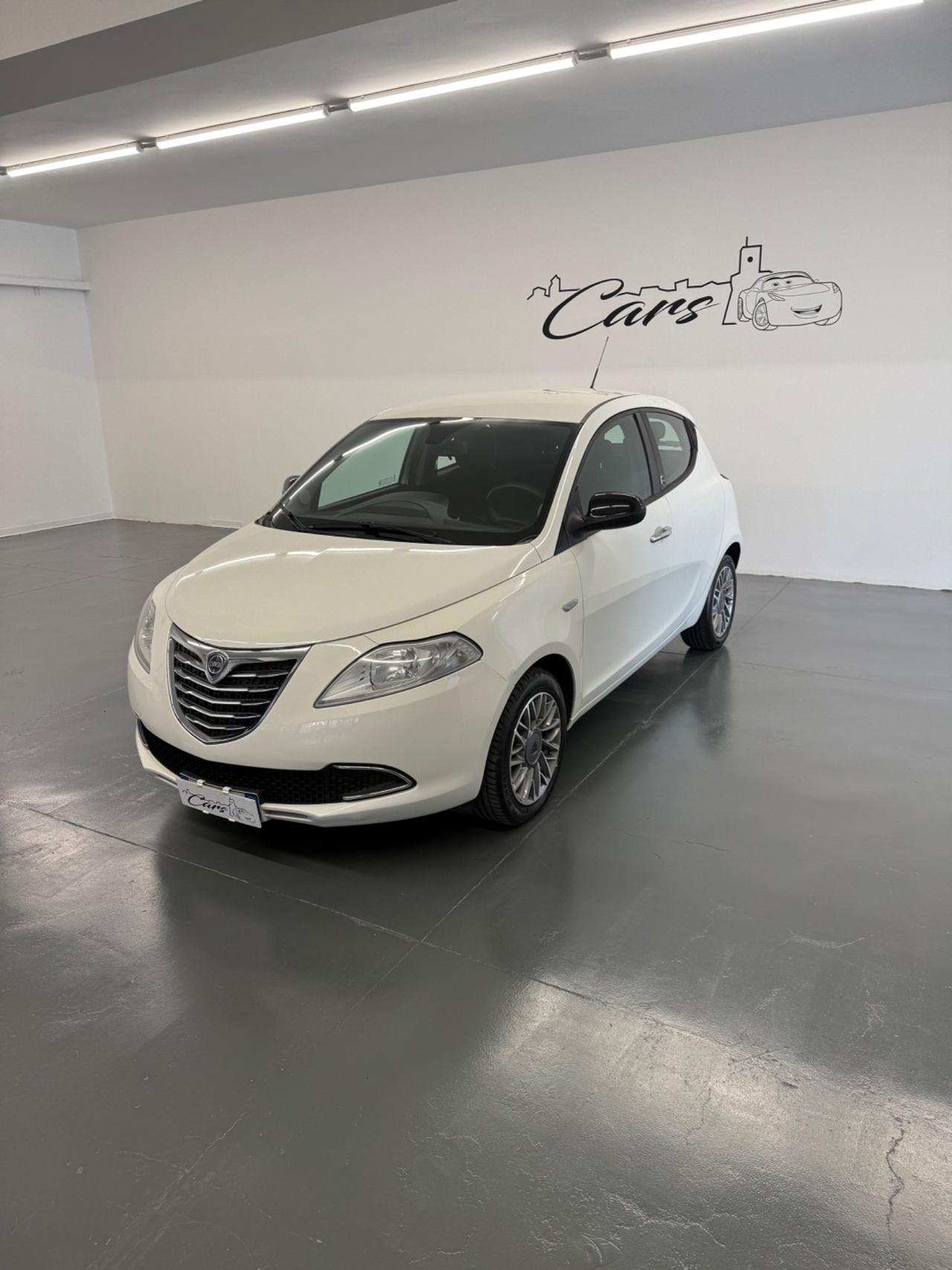 Lancia Ypsilon 1.2 69 CV 5 porte GPL Ecochic Platinum