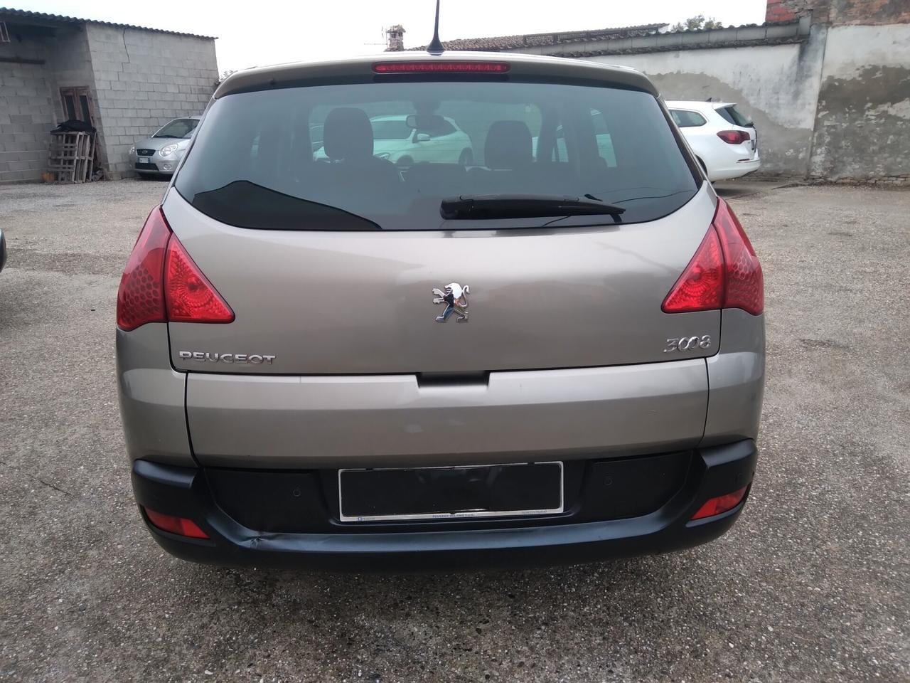 Peugeot 3008 1.6 VTi 120CV Premium benzina-gpl x neopatentati