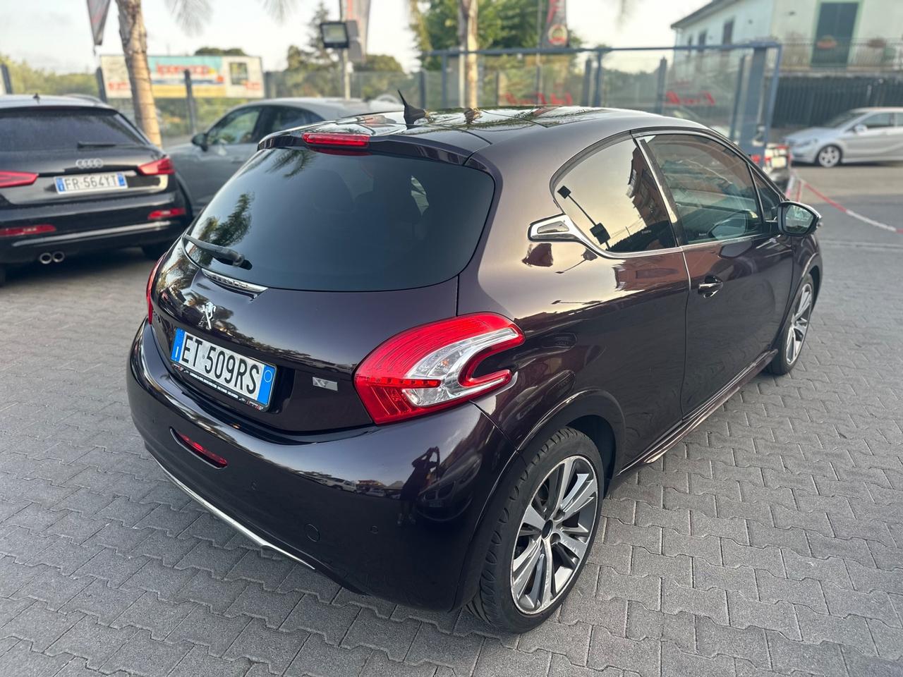 Peugeot 208 1.6 e-HDi 115 CV Stop&Start 3 porte XY