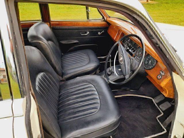 JAGUAR MK II targhe italiane OK PERMUTE Leggere bene