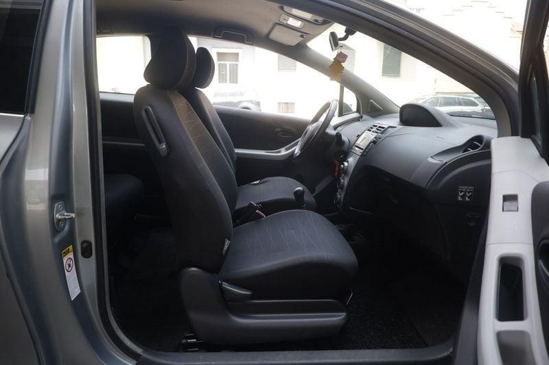 Toyota Yaris Toyota Yaris 3p 1.0 ANNO 2006