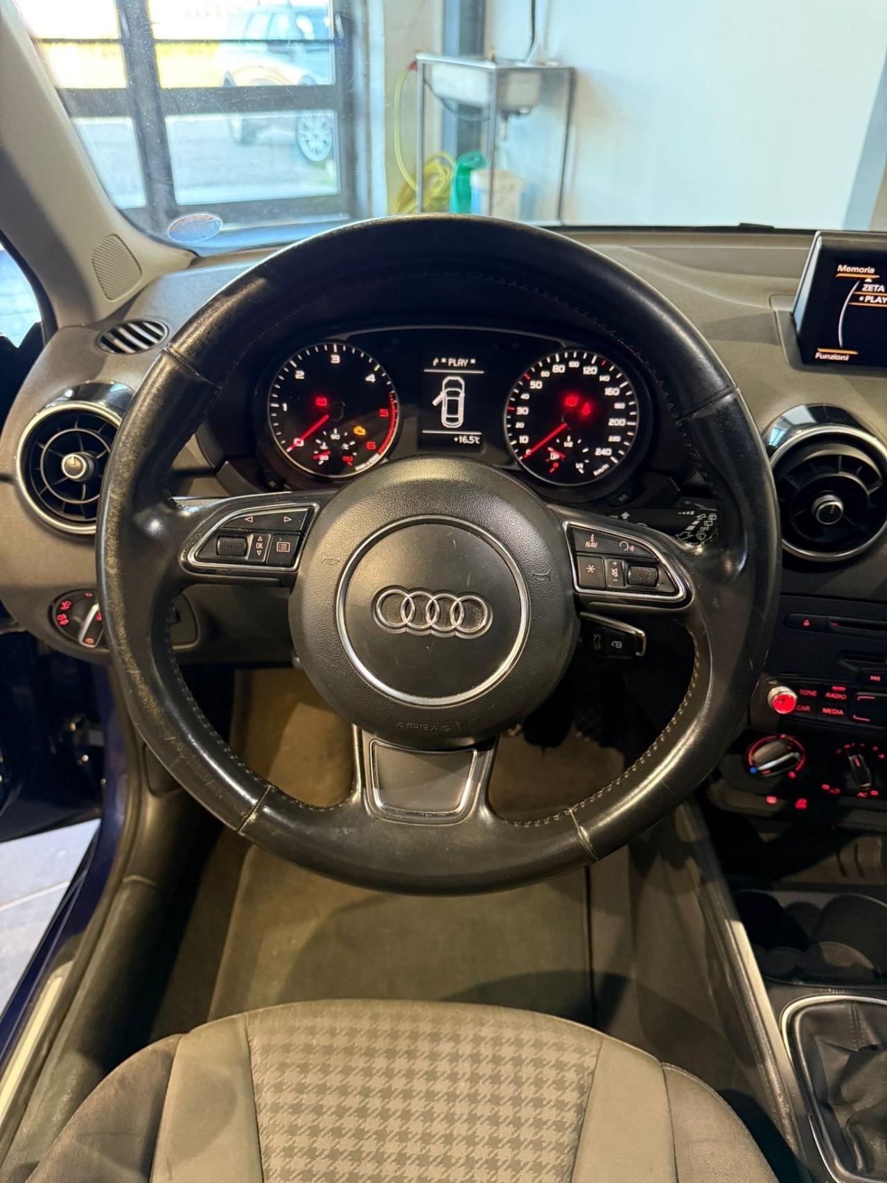 Audi A1 1.6 TDI -NEOPATENTATI-, GARANZIA