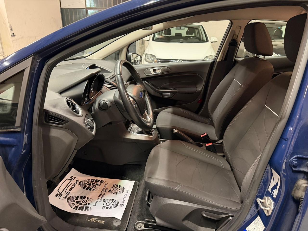 Ford Fiesta 1.5 TDCi 75CV 5 porte Titanium