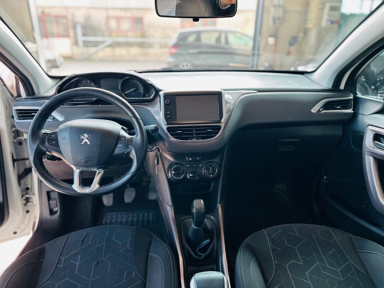 Peugeot 2008 PureTech 82 Allure