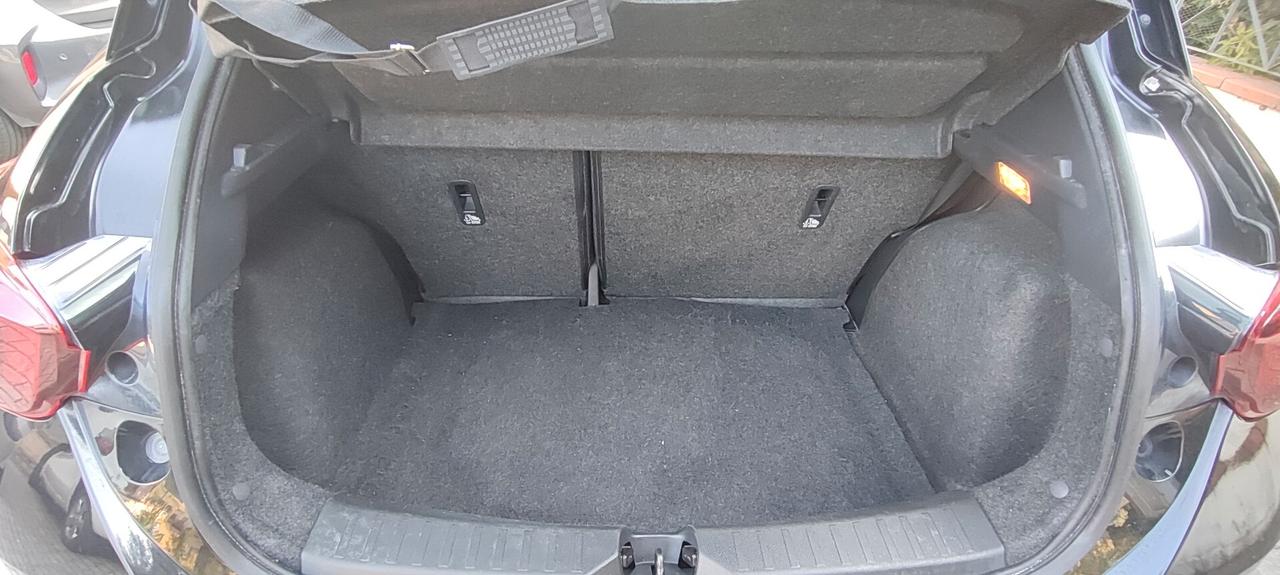 Nissan Micra IG 71 5 porte Acenta