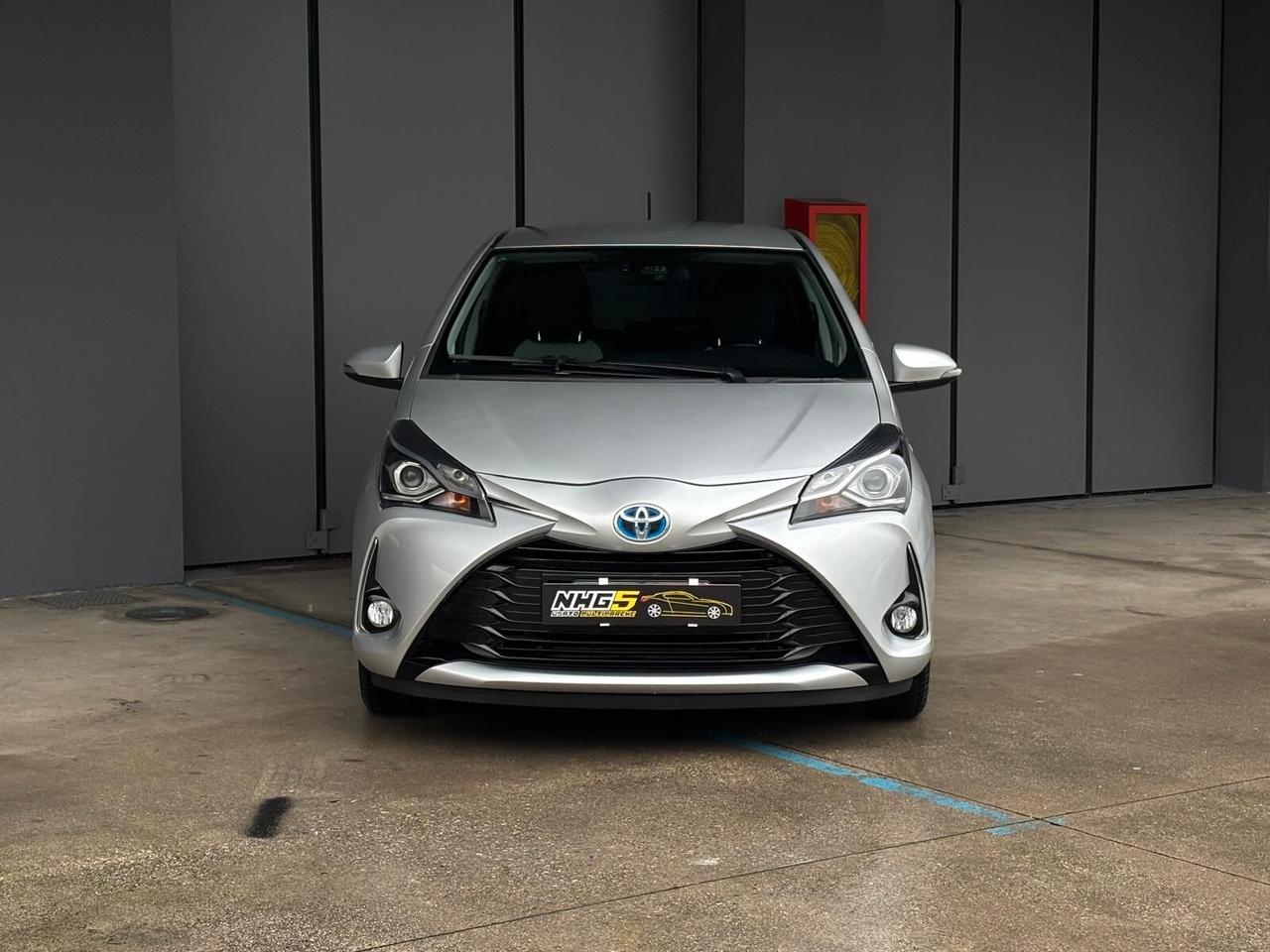 Toyota Yaris 1.5 Hybrid 5 porte Business