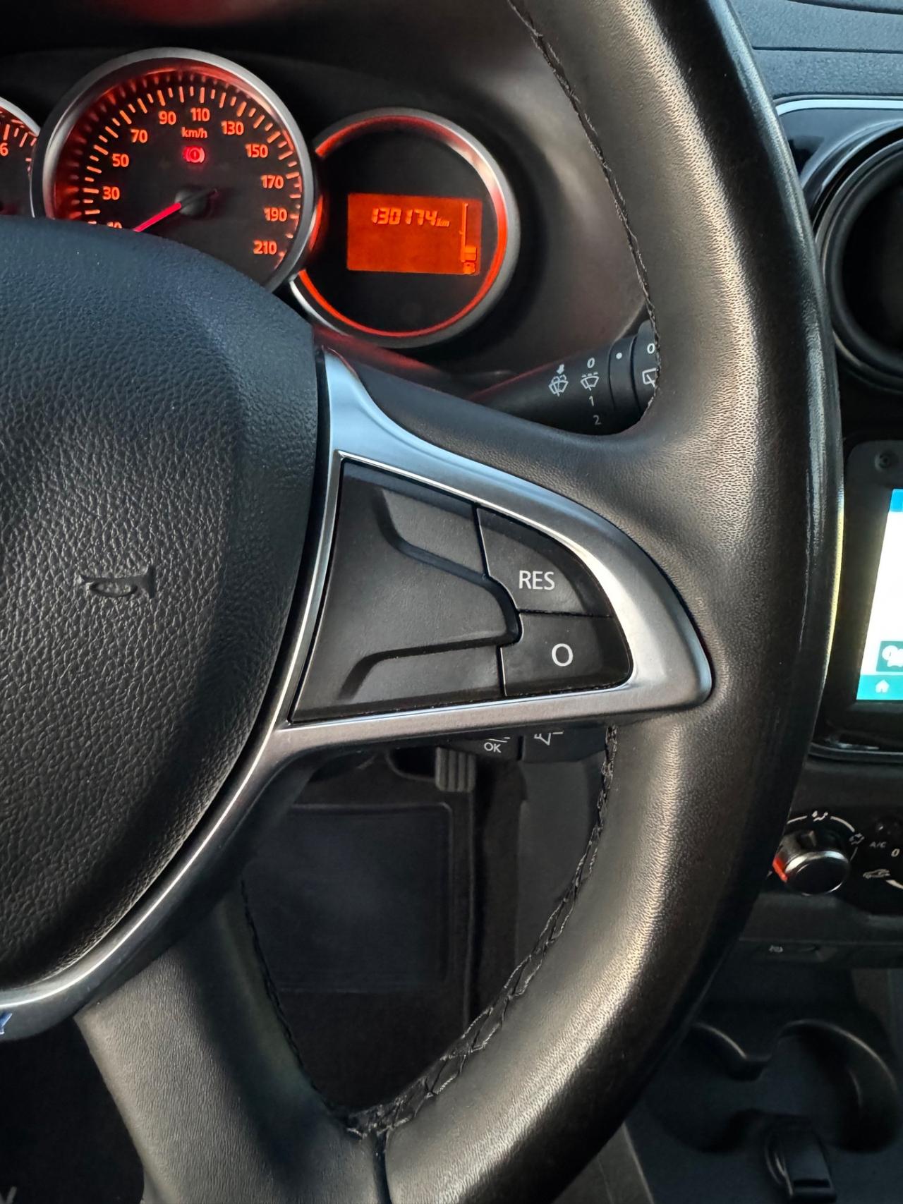 Dacia Lodgy Stepway 1.5 dCi 7 POSTI