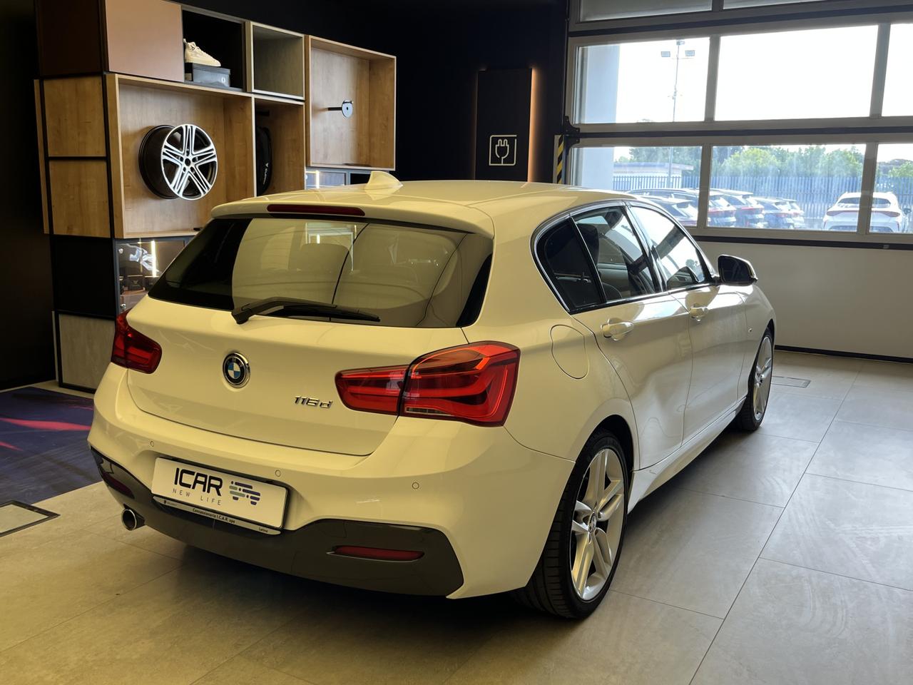 BMW Serie 1 F/20-21 2015 - 116d Msport 5p
