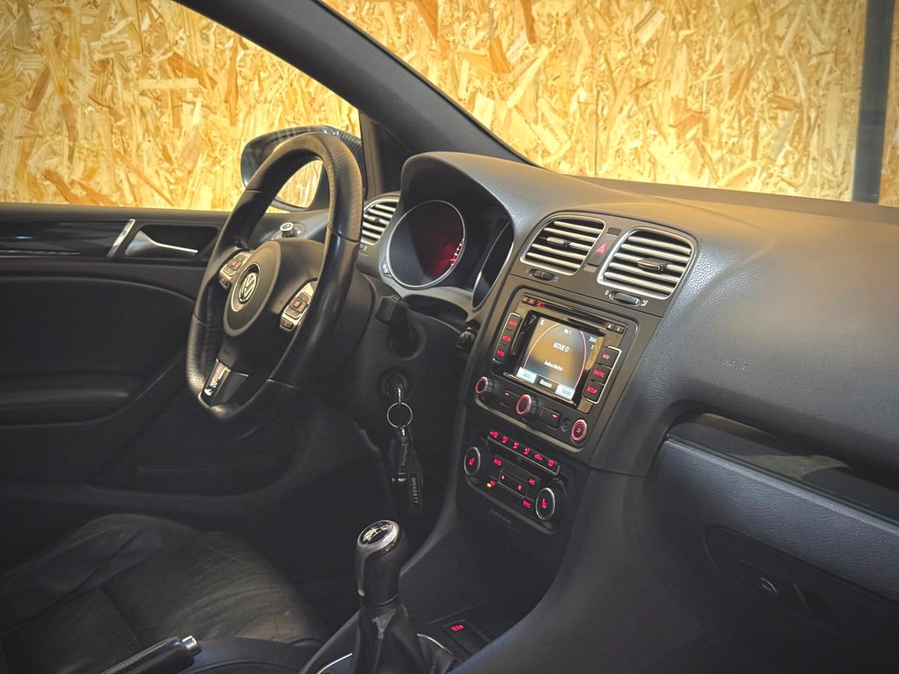 Volkswagen Golf VI GTD - 170CV