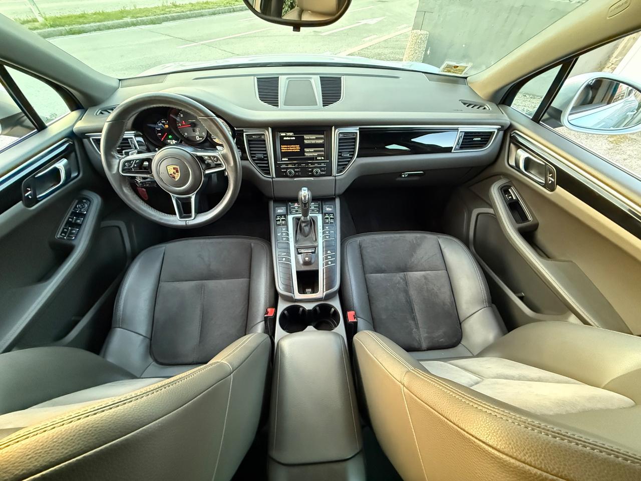 Porsche Macan 3.0 S Diesel **57’200KM** 2015 SERVICE PORSCHE