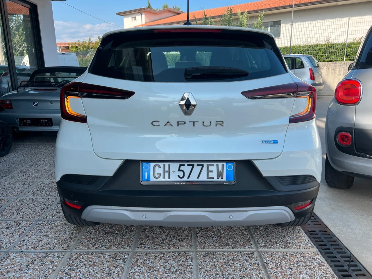 Renault Captur Full Hybrid E-Tech 145 CV Business