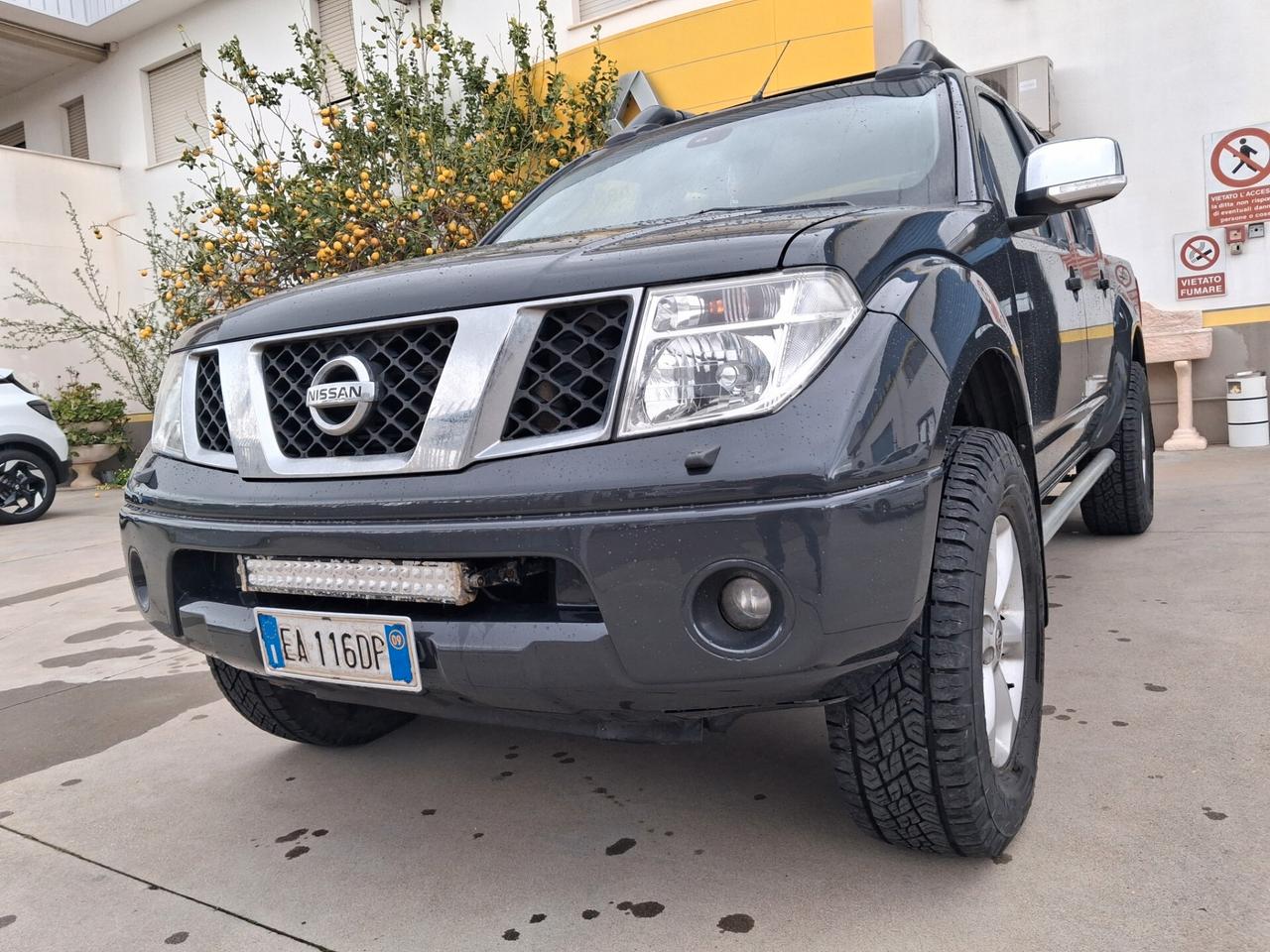 NISSAN Navara Doppia Cabina 2.500 dCi 171cv 4WD