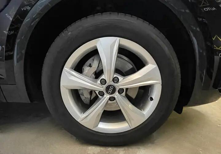 Audi Q5 35 TDI MHEV S-tronic Business Advanced