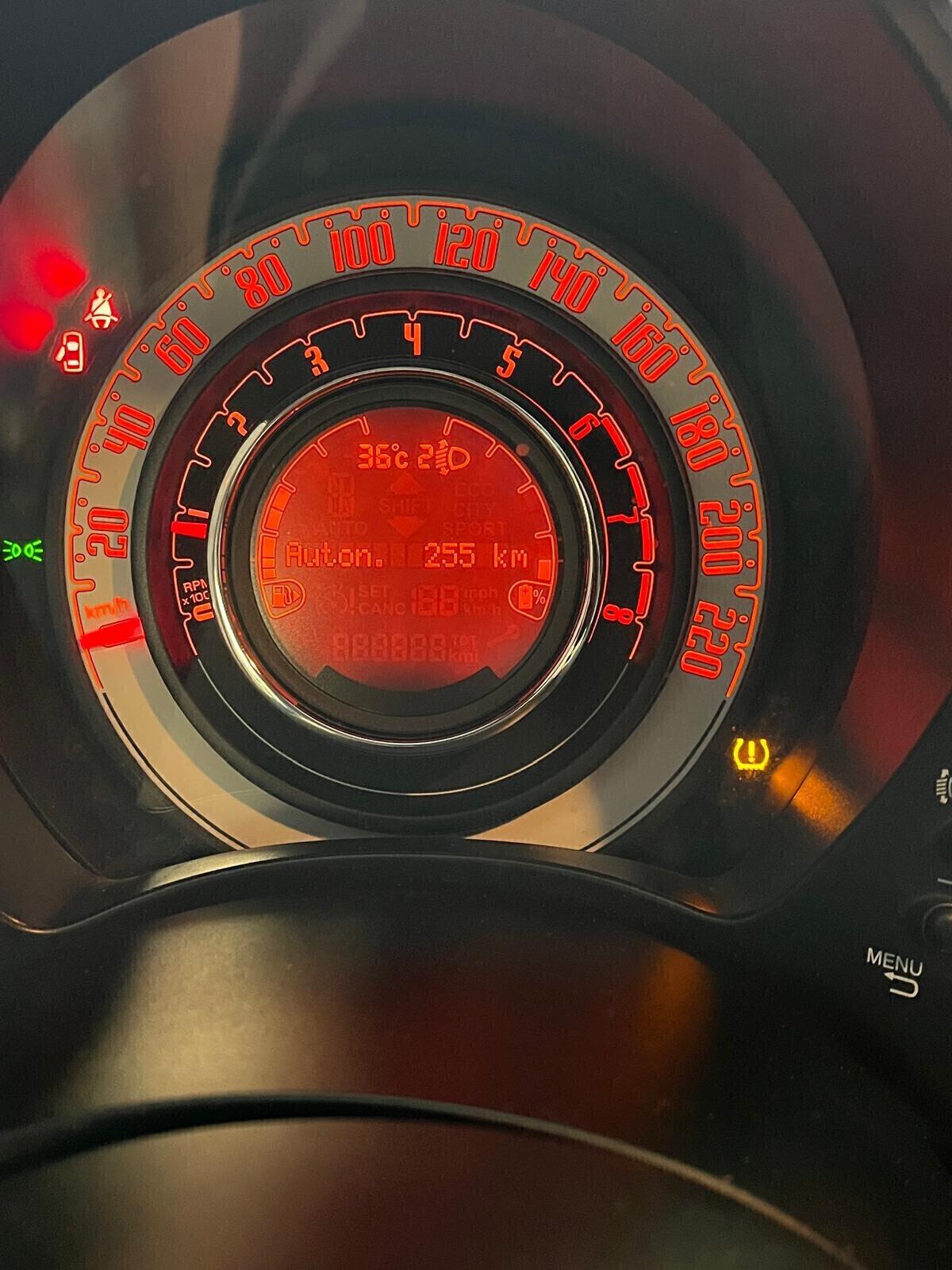 Fiat 500 1.0 Hybrid Dolcevita solo 50.000 km !!!!!!!!!!!!!