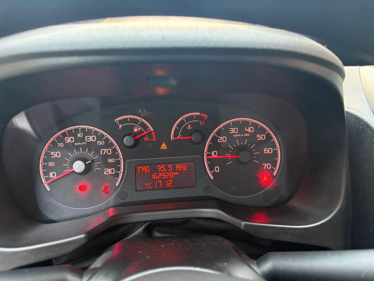 Fiat Qubo 1.3 MJT 95 CV Trekking