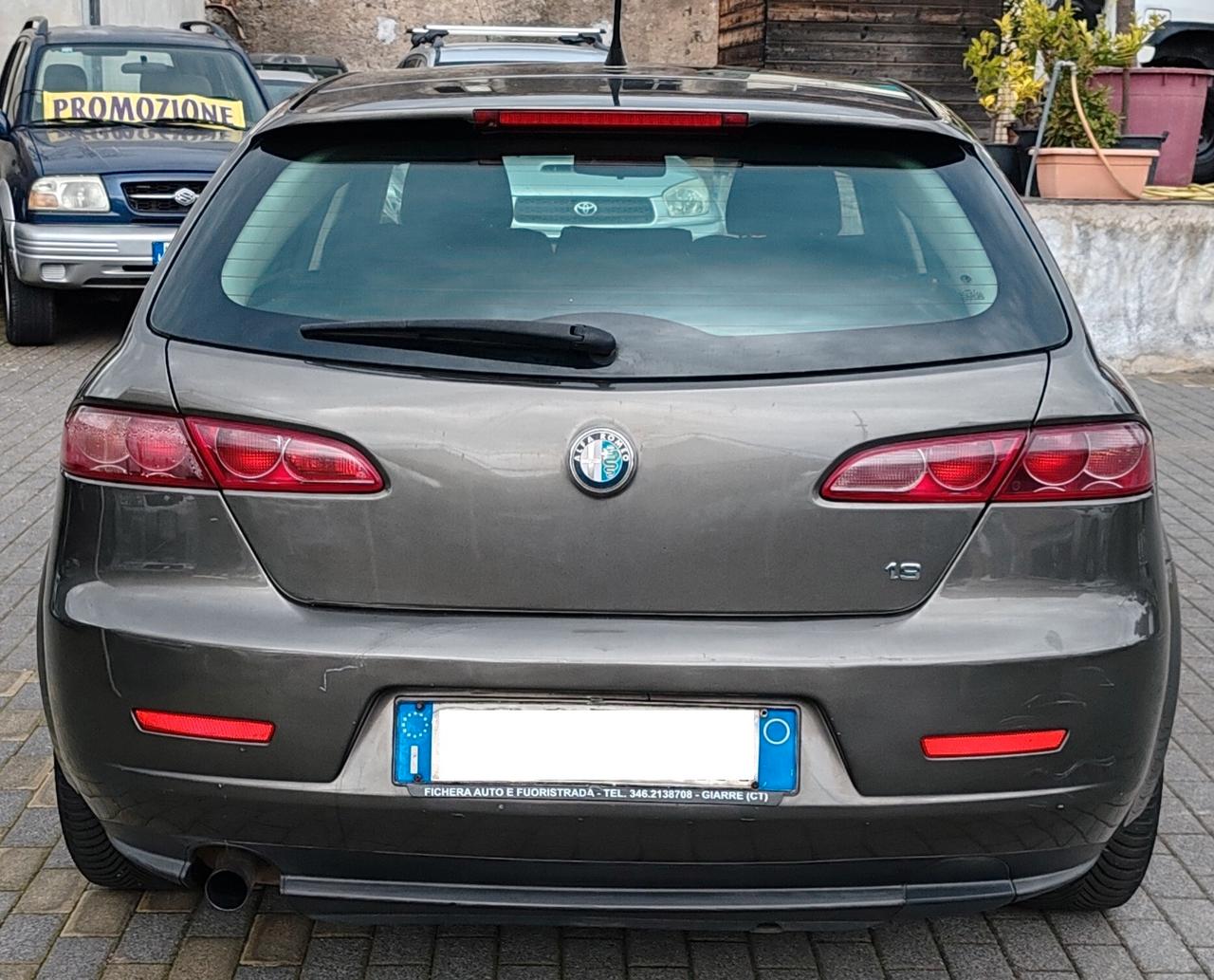 Alfa Romeo 159 1.9 JTDm 16V Sportwagon Distinctive
