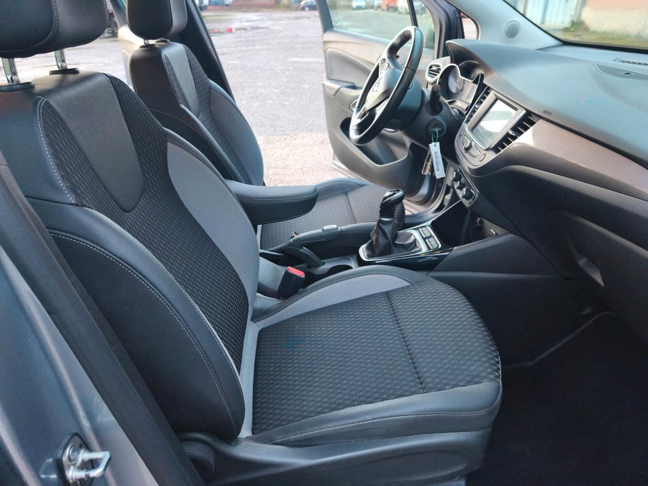 Opel Crossland X 2020---1.2 Benzina Neopatentati