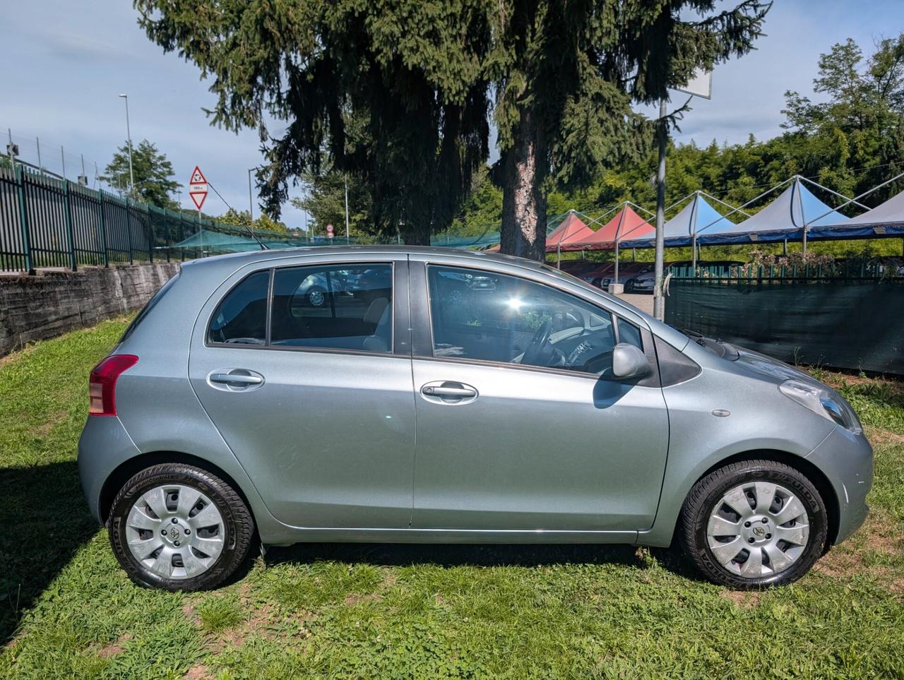 Toyota Yaris 1.3 5 porte UNICO PROPRIETARIO OK NEOP.