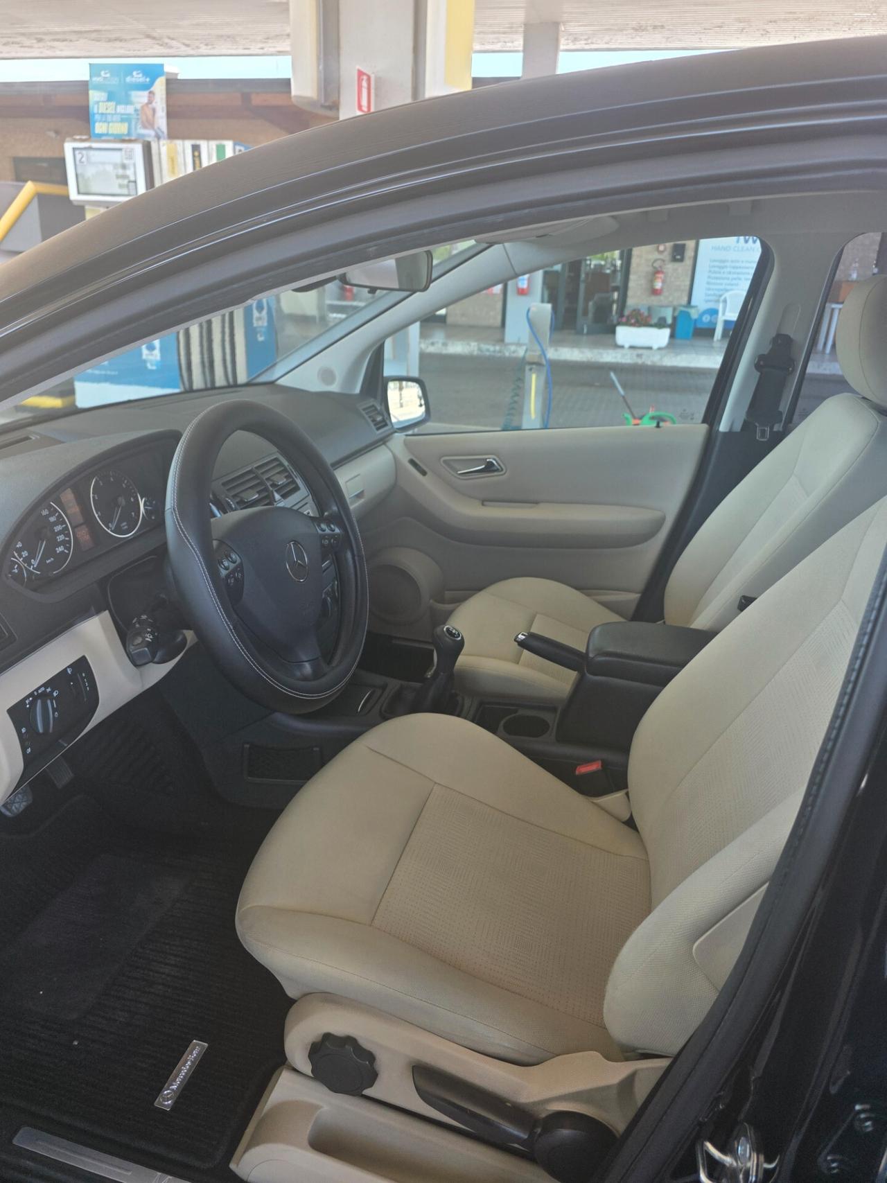 Mercedes-benz A 160 Neo patentati