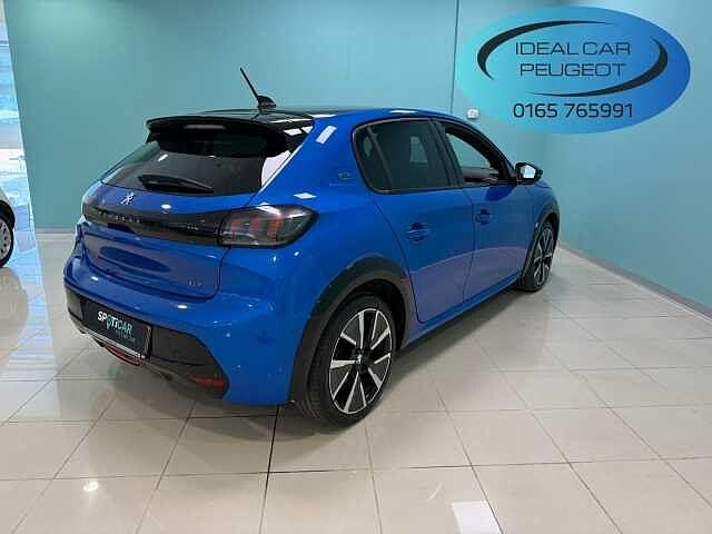 Peugeot 208 motore elettrico 136 CV 5 porte GT