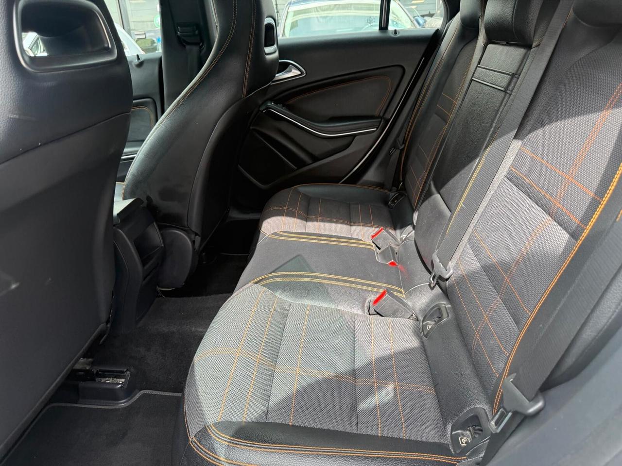 Mercedes-benz CLA 200 180 d S.W. Automatic Premium