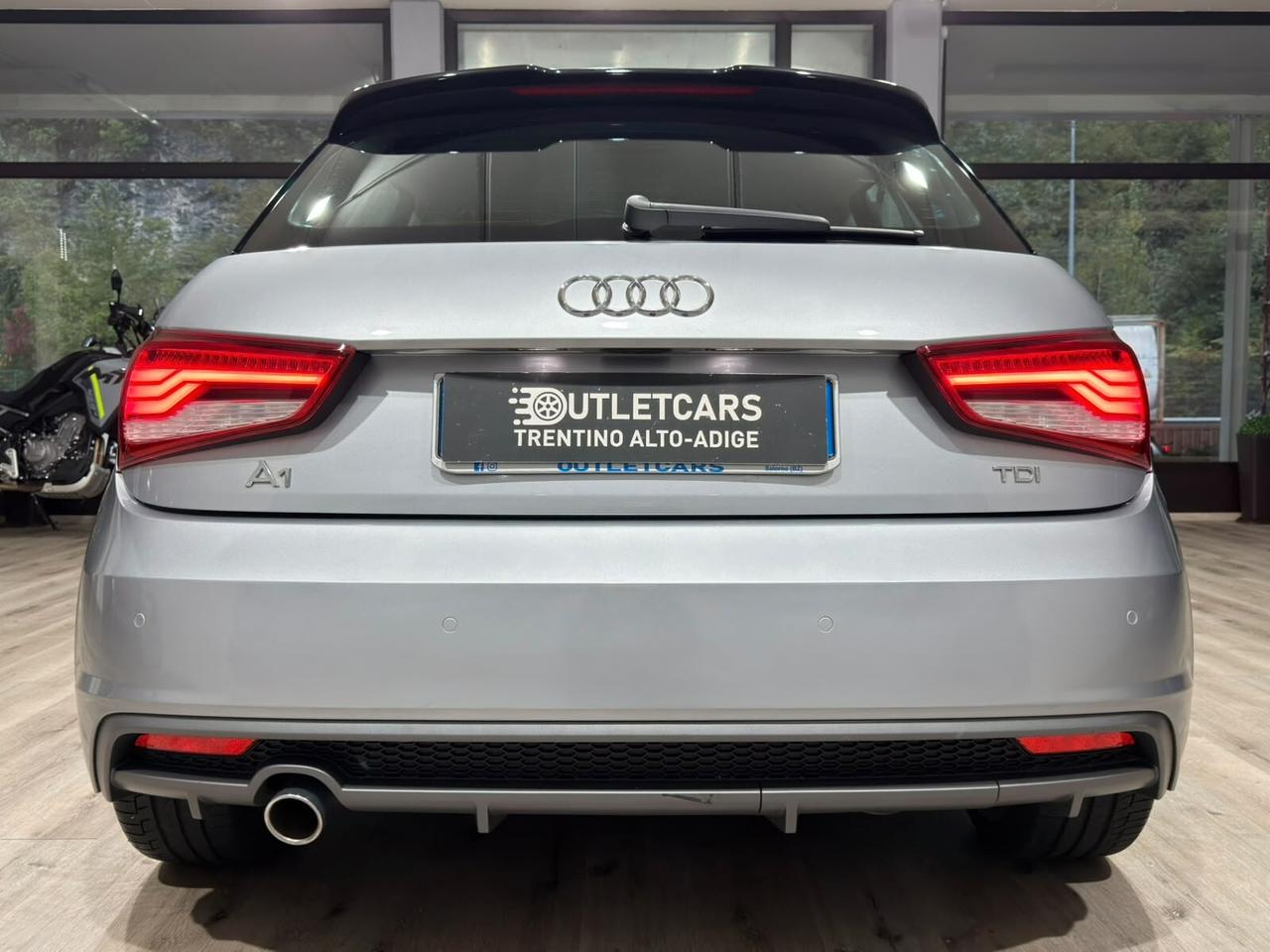 AUDI A1 SPORTBACK 1.4TDI 90CV S-LINE 90.000KM 2018