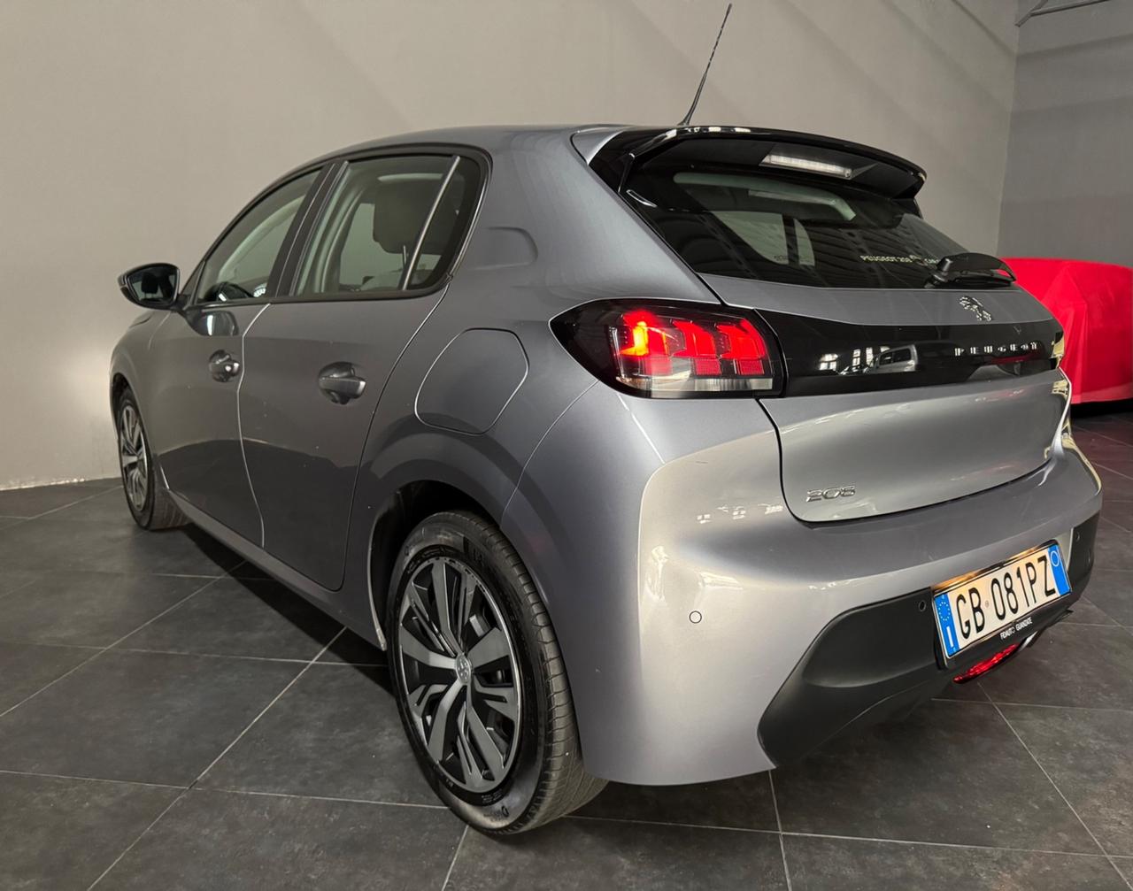 Peugeot 208 PureTech 100 Stop&Start EAT8 5 porte Allure Navi Pack