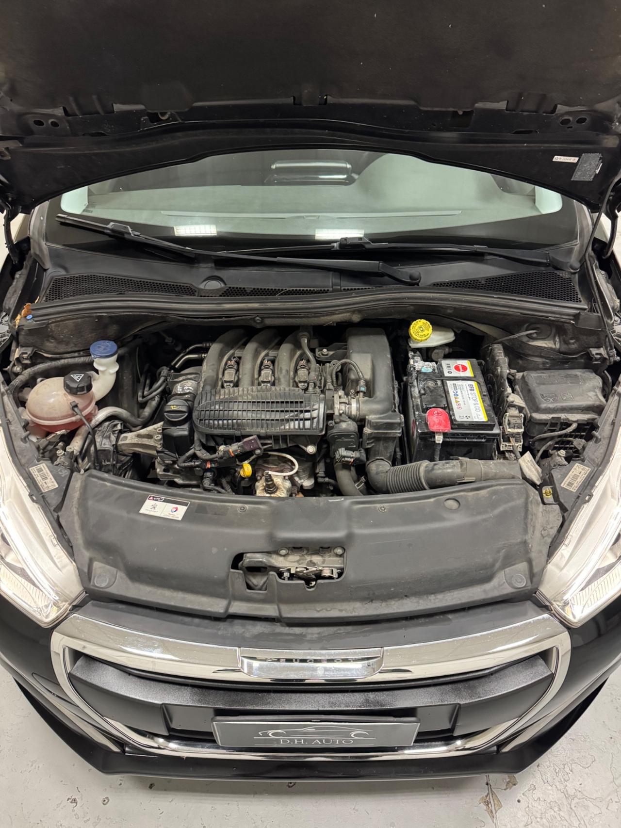 Peugeot 208 PureTech 82 5 porte Allure