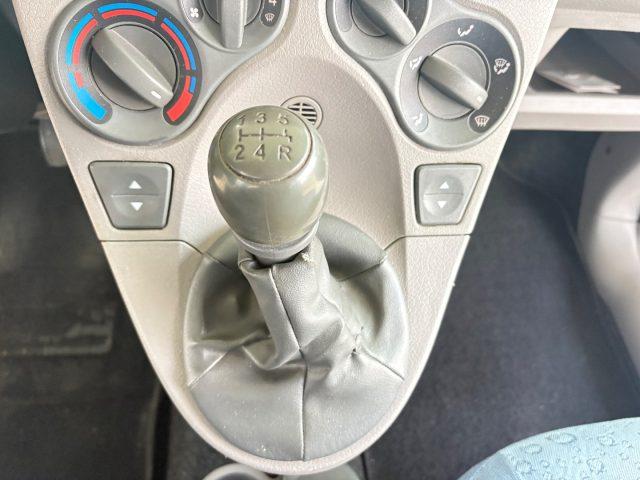 FIAT Panda 1.1 Active POCHI KM OK NEOPATENTATI