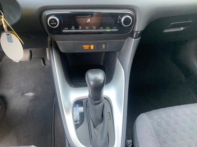 Toyota Yaris 1.5 Hybrid 5 porte Trend NEOPATENTATI