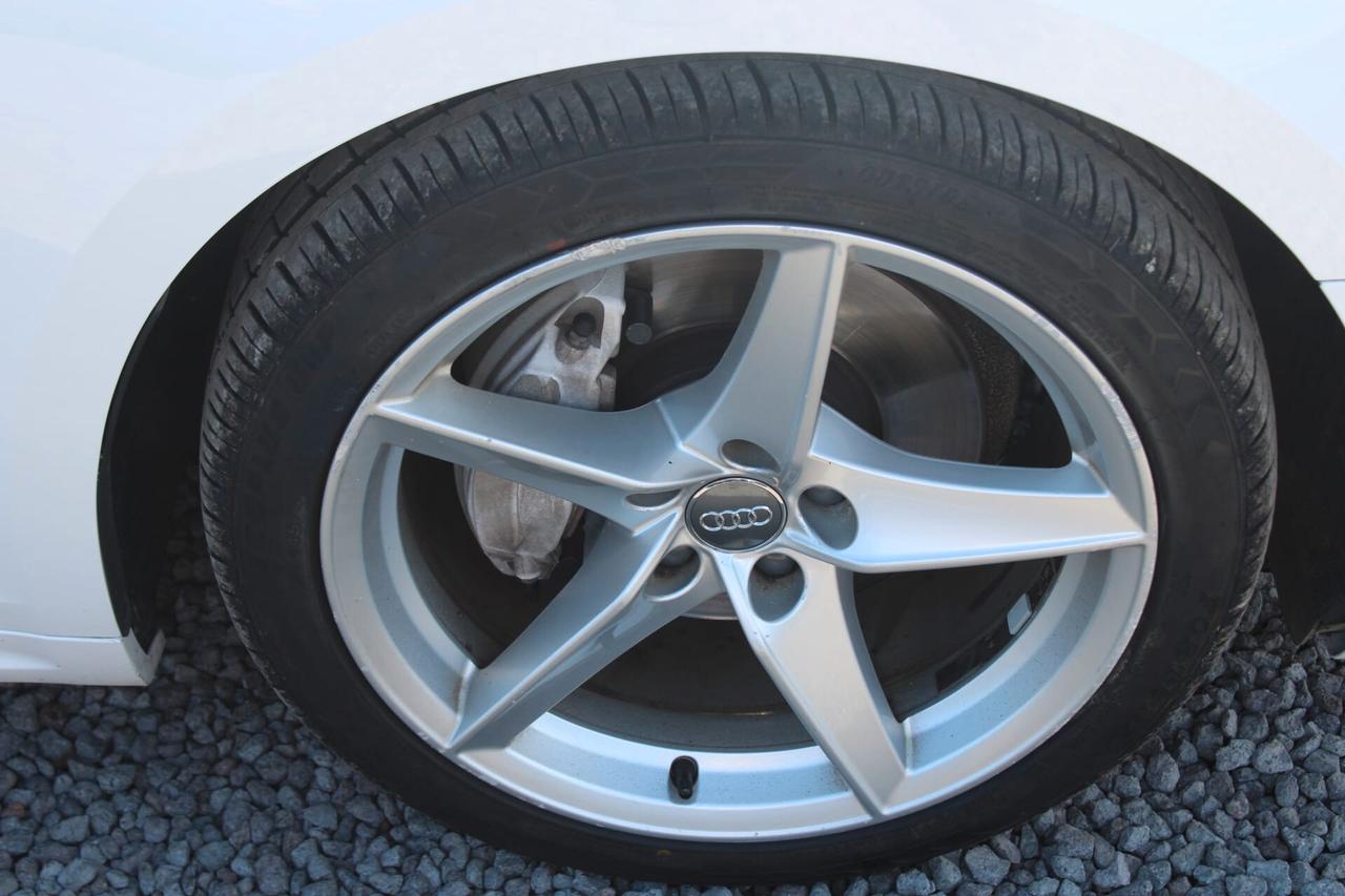 Audi A5 2.0 TDI 190 Tua A SOLI 180€