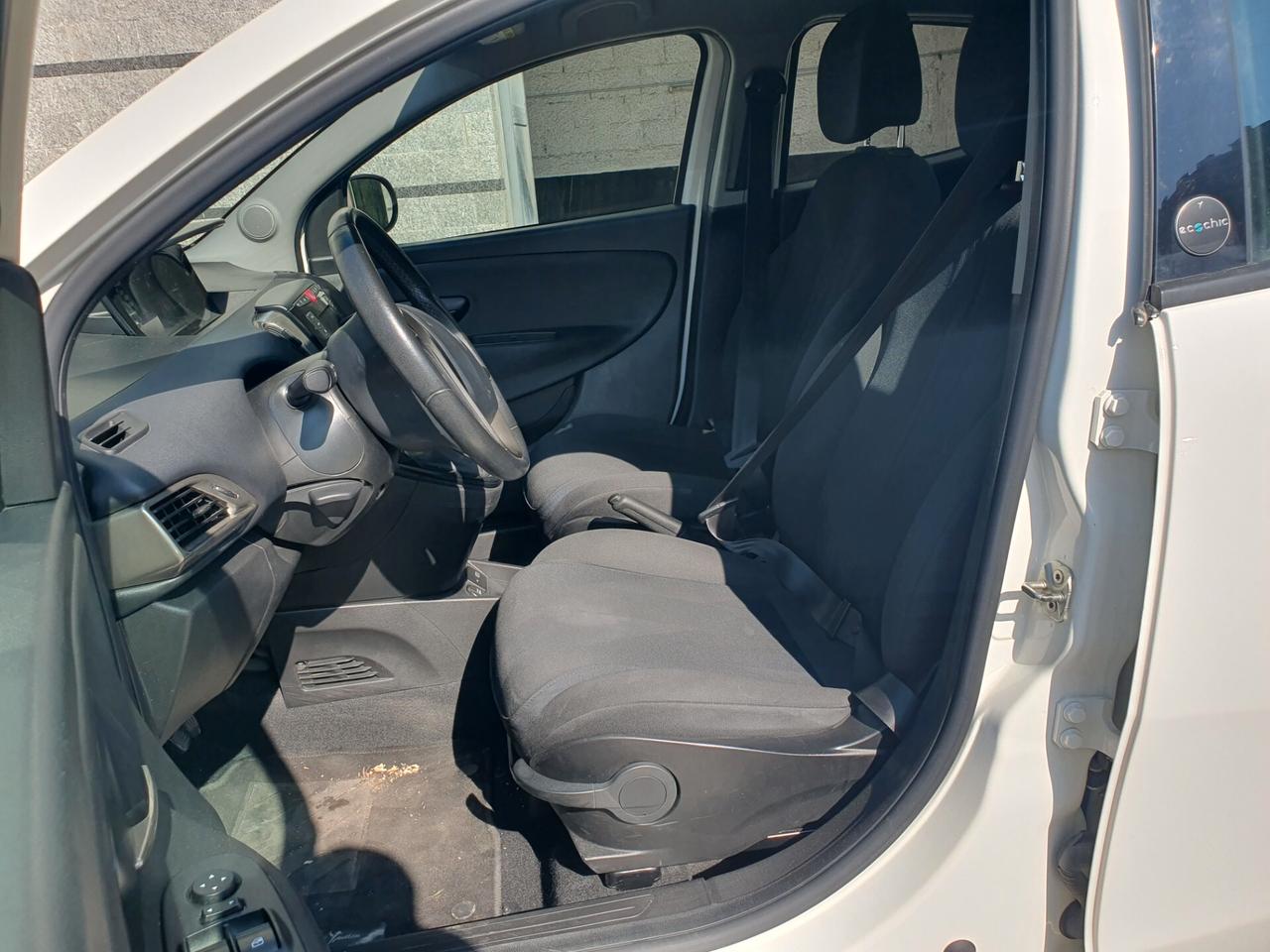 Lancia Ypsilon 1.2 70 CV 5 PORTE GOLD SU RICHIESTA ANCHE IMPIANTO GPL