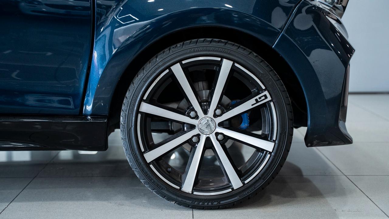 Aixam Coupe GTI 16" PACK LUCI CARPLAY LED PELLE FULL OPTIONAL