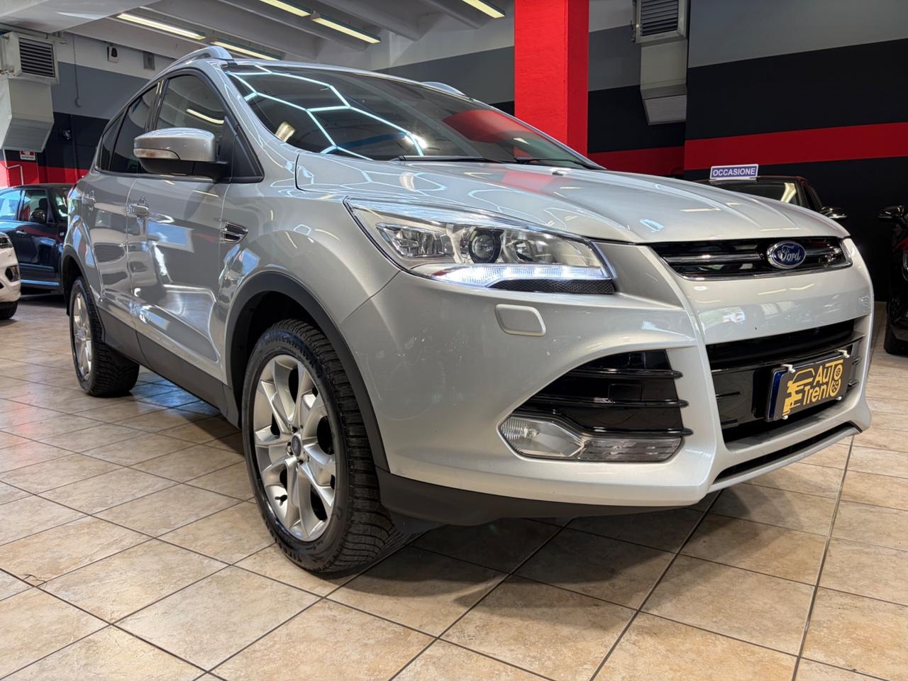 Ford Kuga 2.0 TDCI 163 CV 4WD Powershift Titanium
