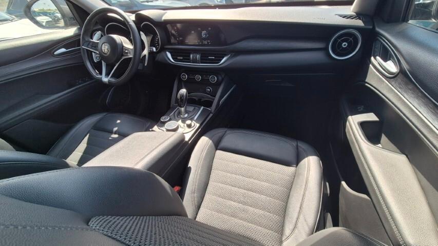 Alfa Romeo Stelvio 2.2 Turbodiesel 190 CV AT8 RWD Business - 12/2018
