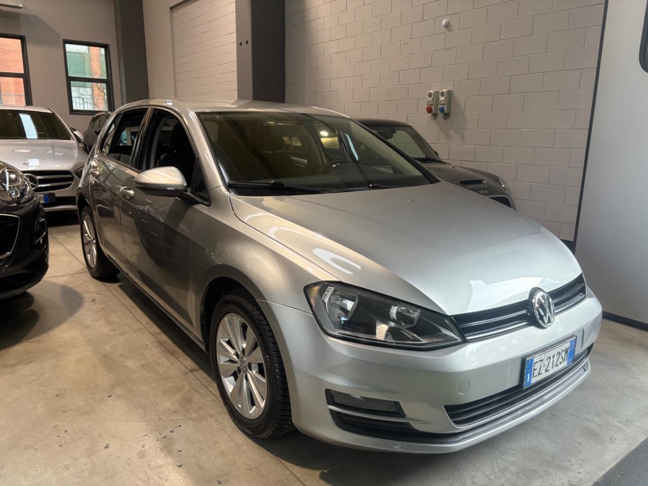 Volkswagen Golf Business 1.6 TDI DSG 5p. Highline BlueMotion Technology