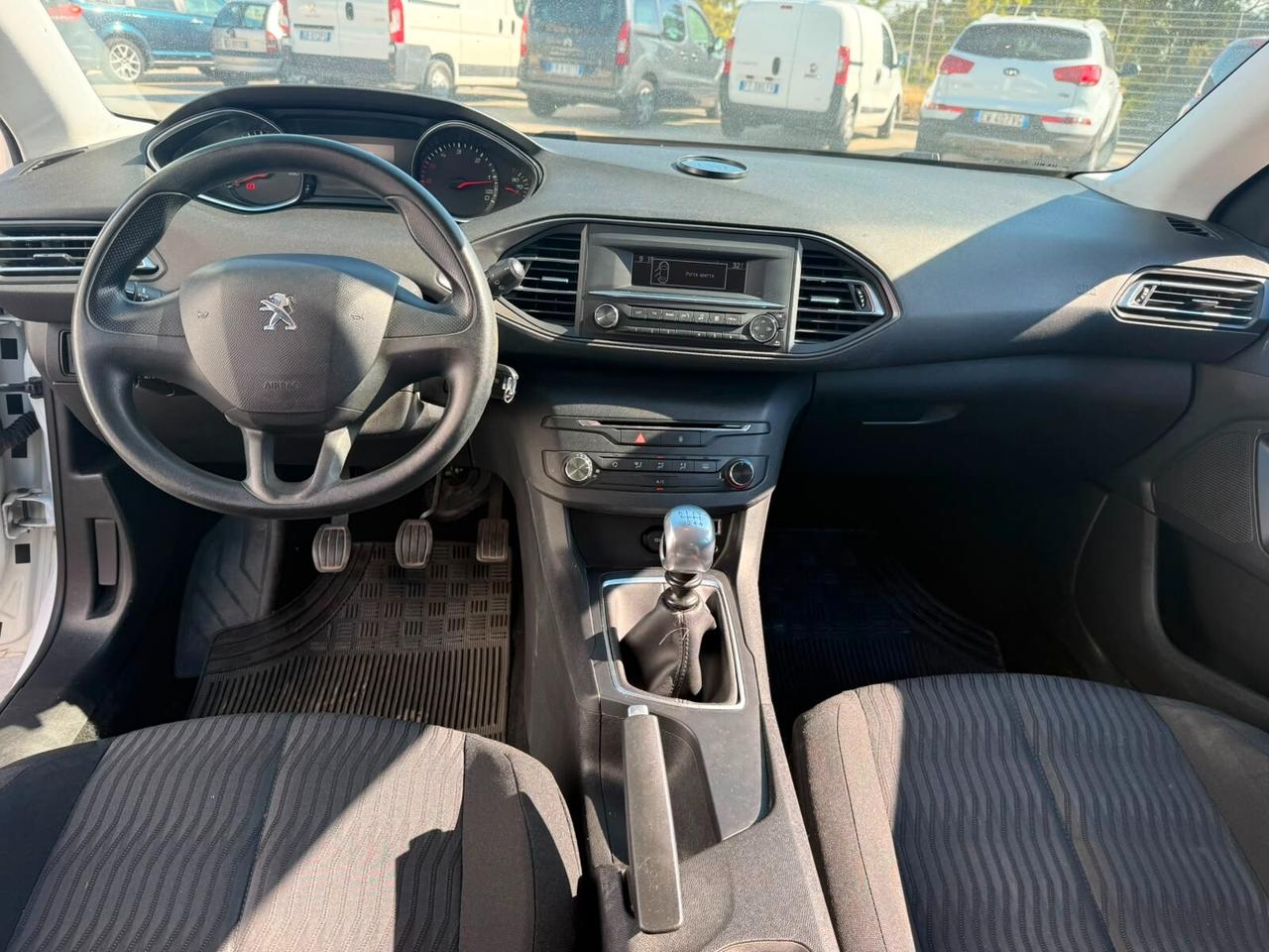 Peugeot 308 1.6 HDi 115 CV S&S Allure