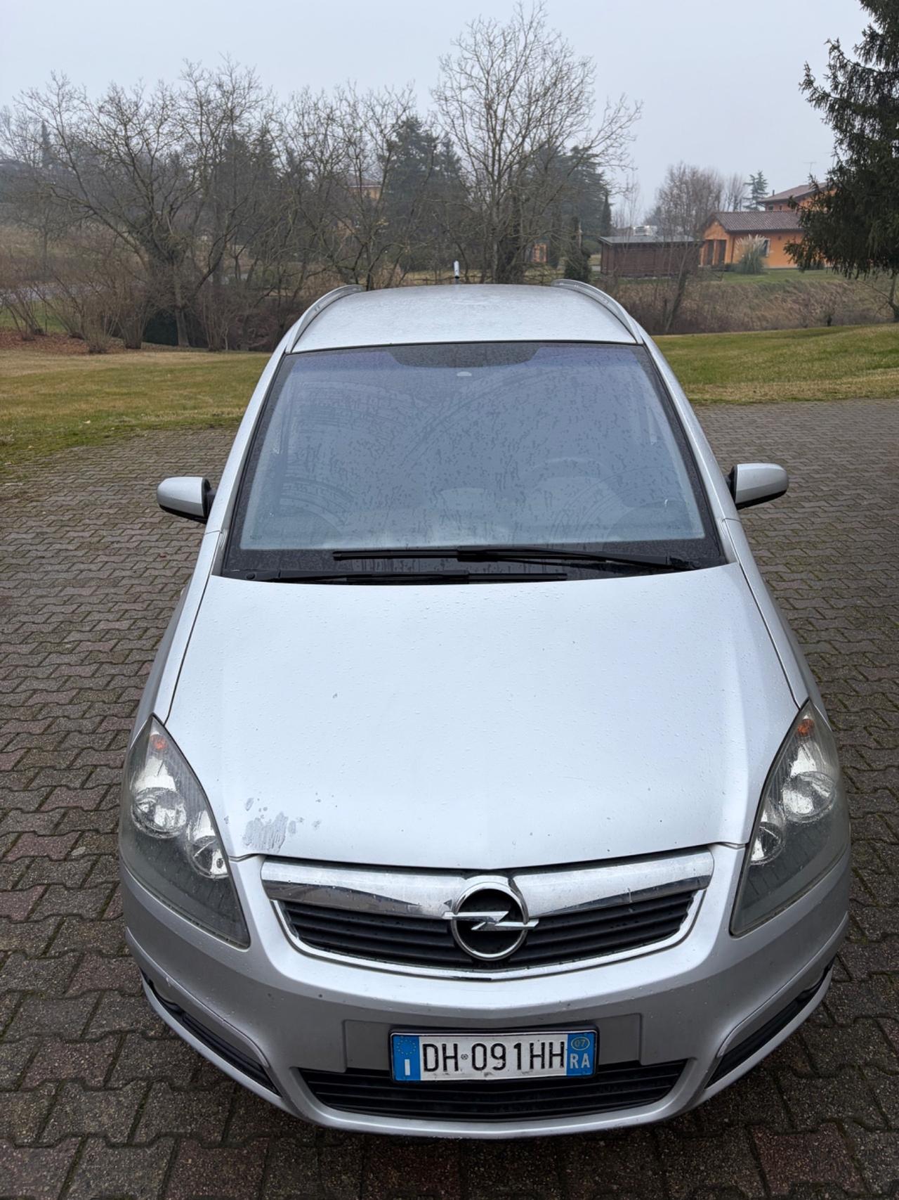 Opel Zafira 7 POSTI METANO DI SERIE